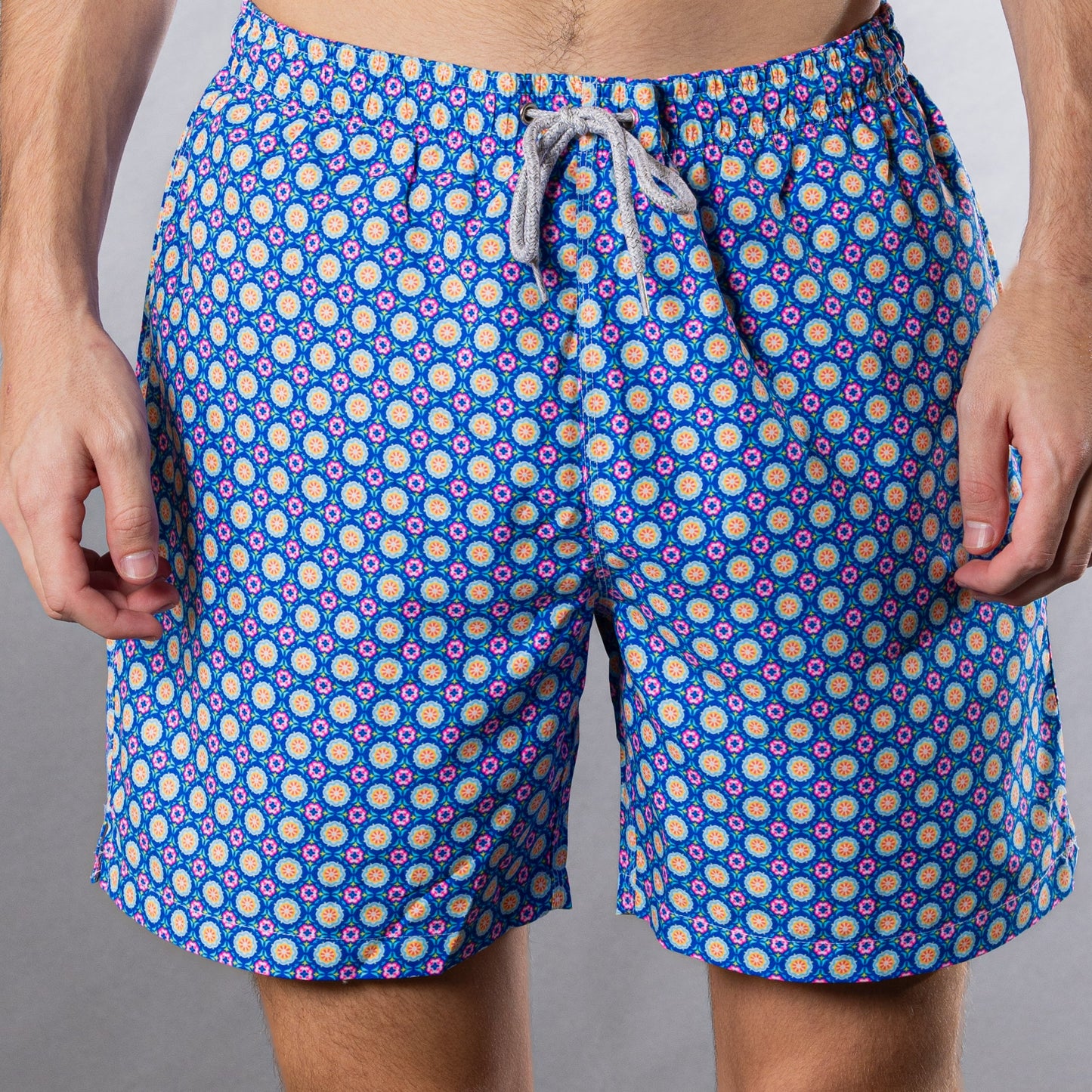 Men's Mesh Liner Swim Trunks - Medallion Navy Blue