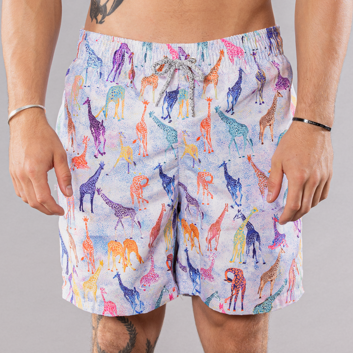 Men's Mesh Liner Swim Trunks - Giraffes Light Blue